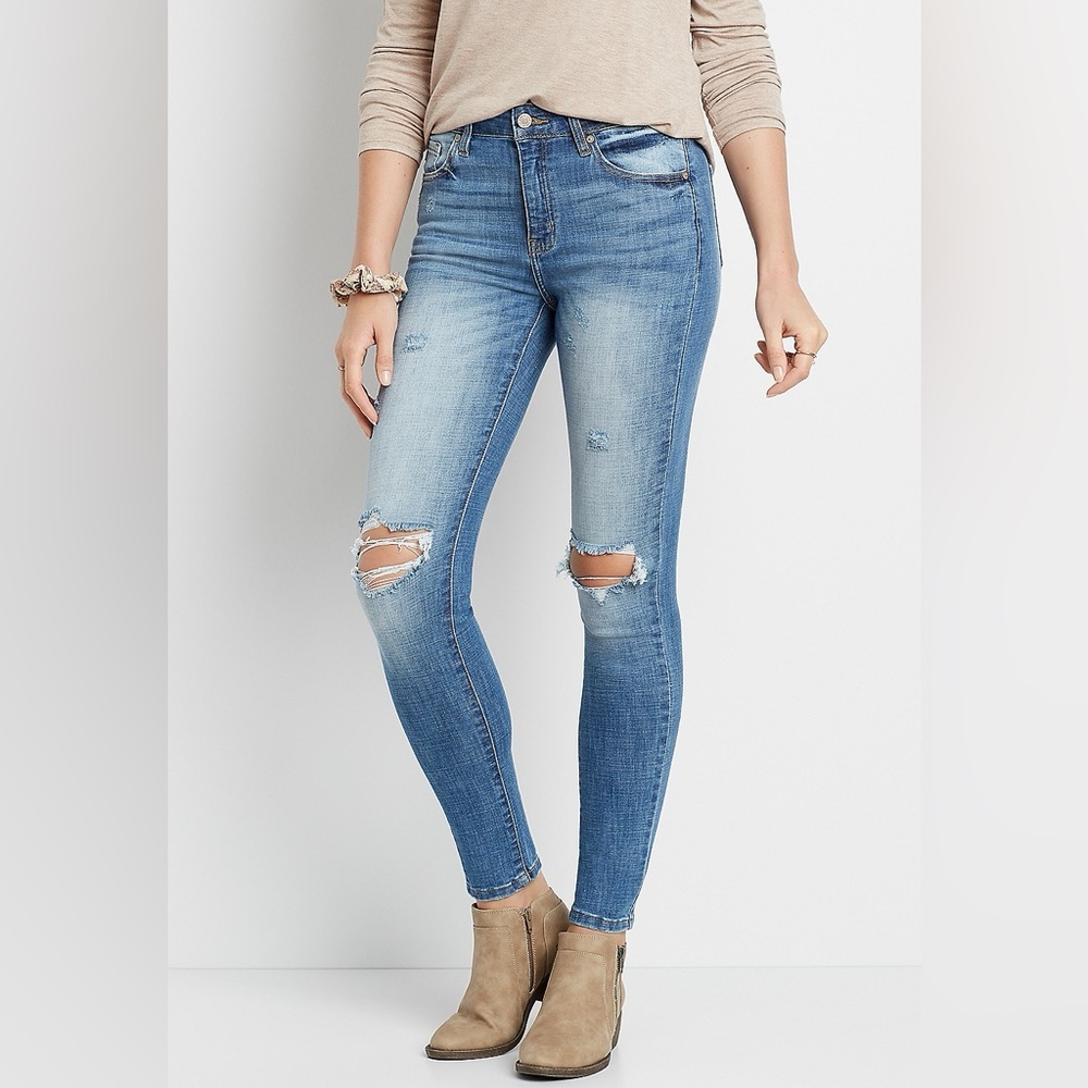 KanCan™ High Rise Stretch Distressed Knee Skinny Jeans Size 9